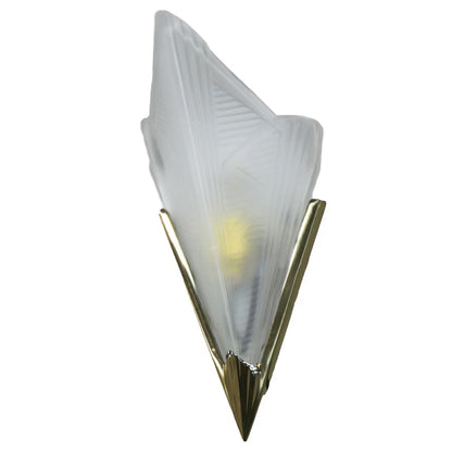 7011 Wall Light