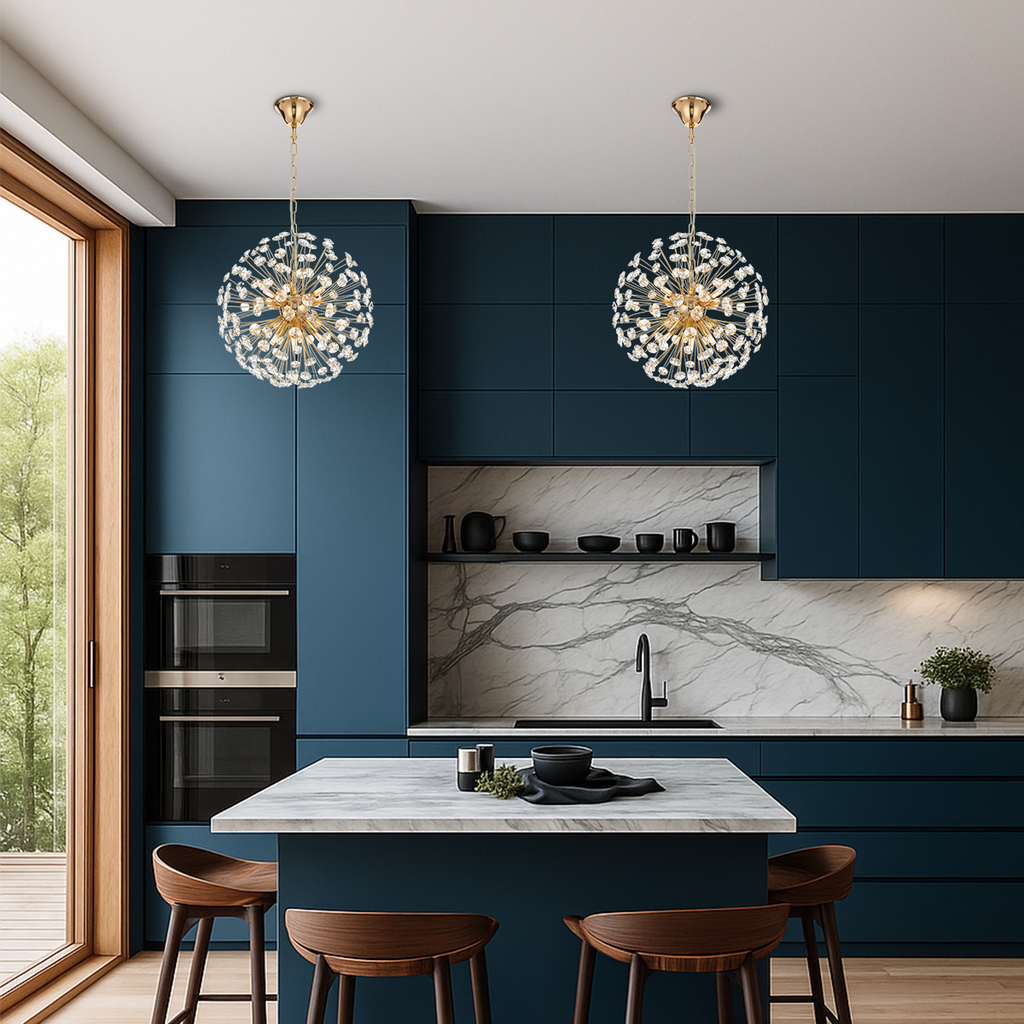 Lerida 8LT Round Gold Pendant
