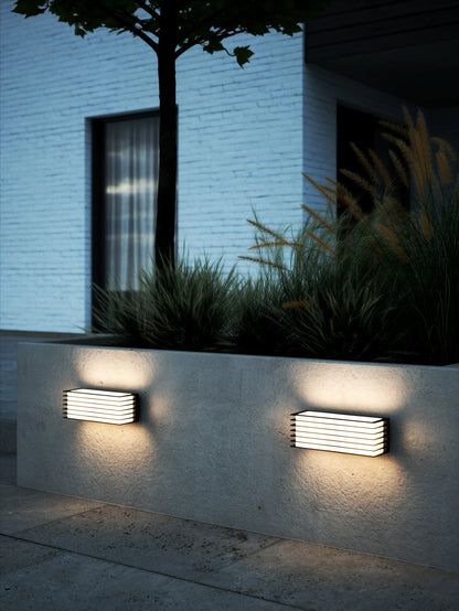 Fluctus Large Exterior Wall Light