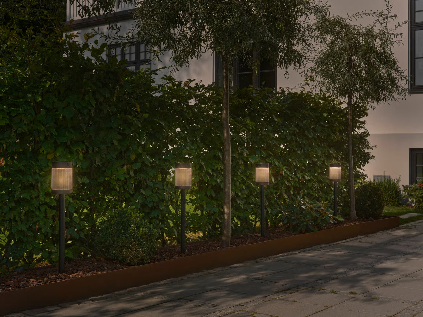 Coupar Solar Garden light Black