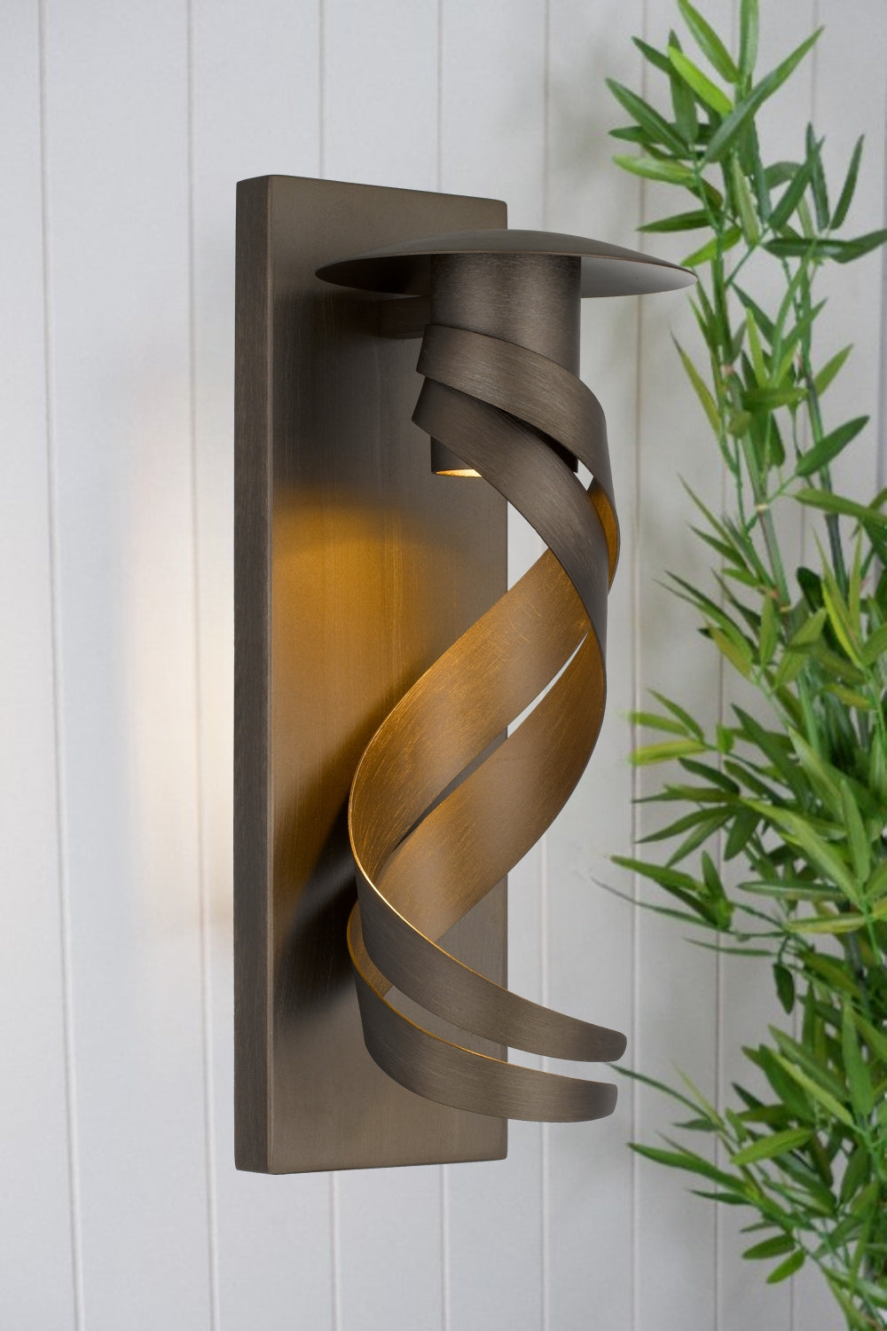 Tobera Exterior Wall Light Bronze