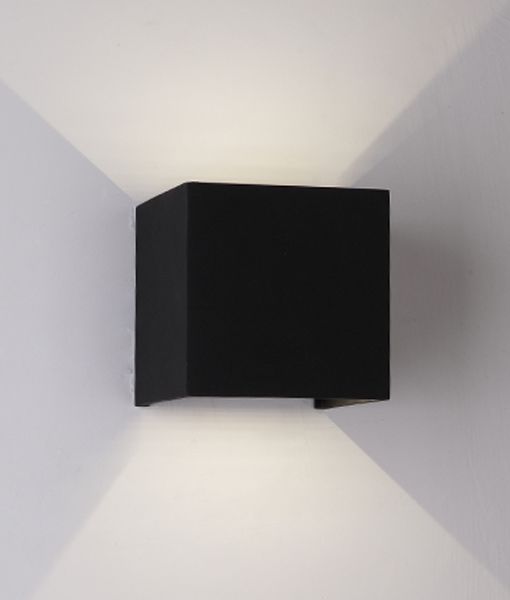 Toca 1 Wall Light Black