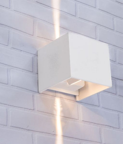 Toca 2 Wall Light White