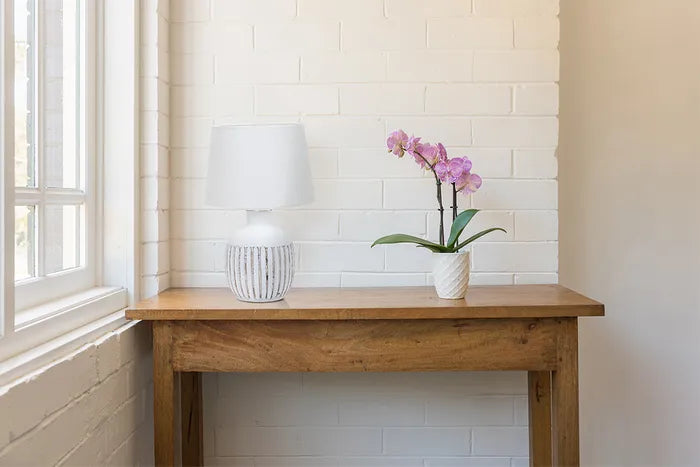 Ash Table Lamp