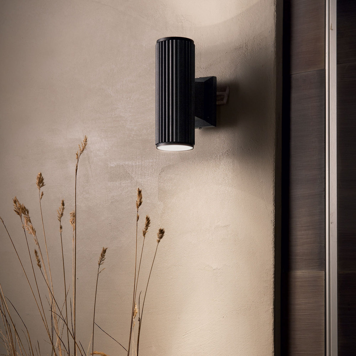 Base AP2 Exterior Up/Down Wall Light
