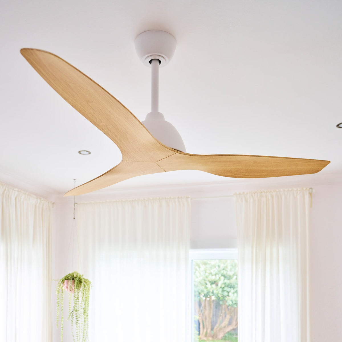 Breeze 48" AC Ceiling Fan