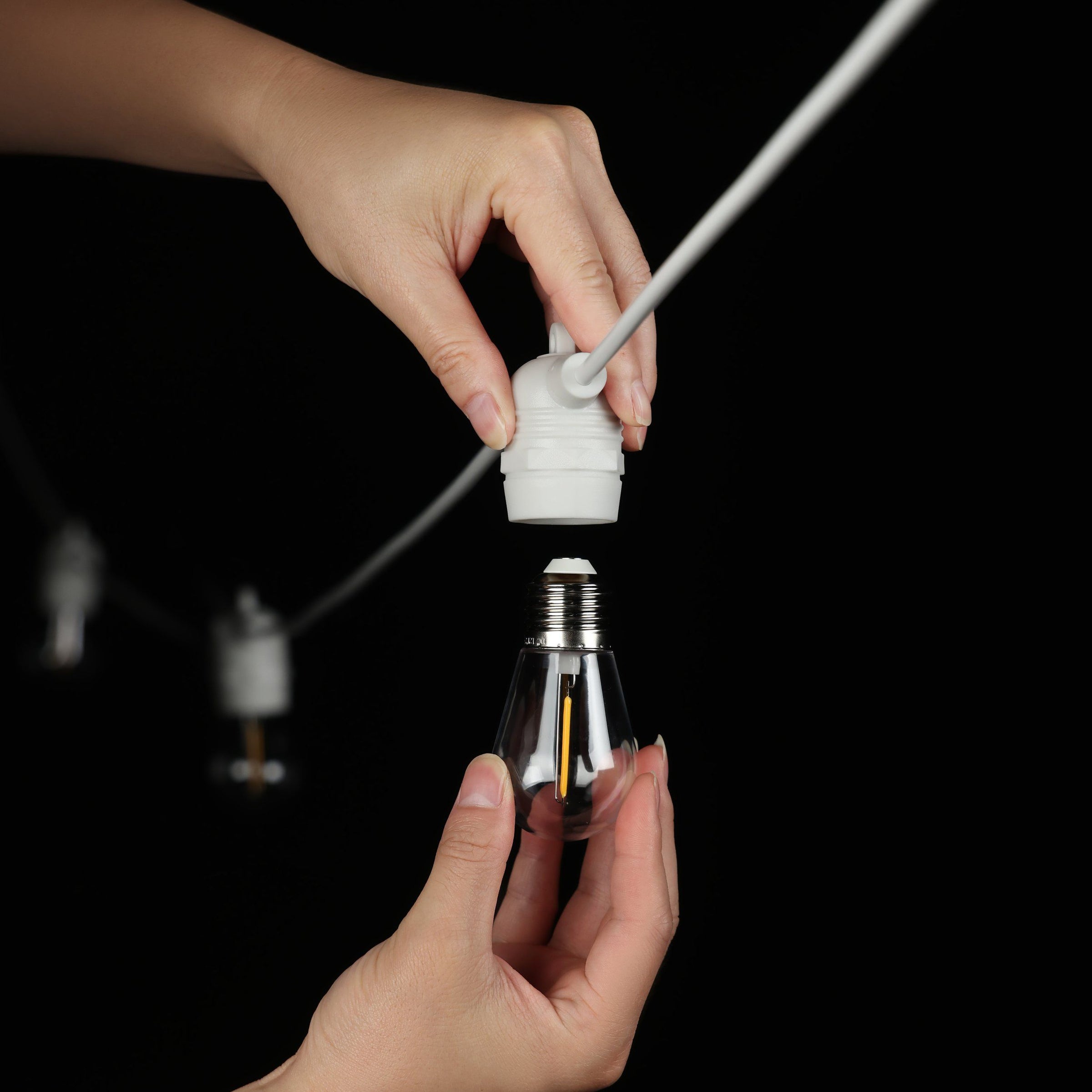 White 10LT Solar Festoon Lighting Kit