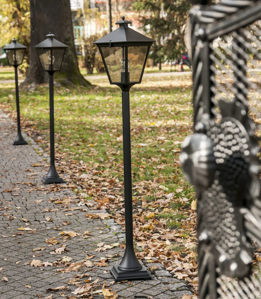London Exterior Post Light