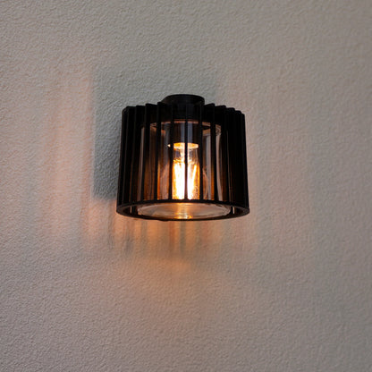 Lumo Black Wall Light