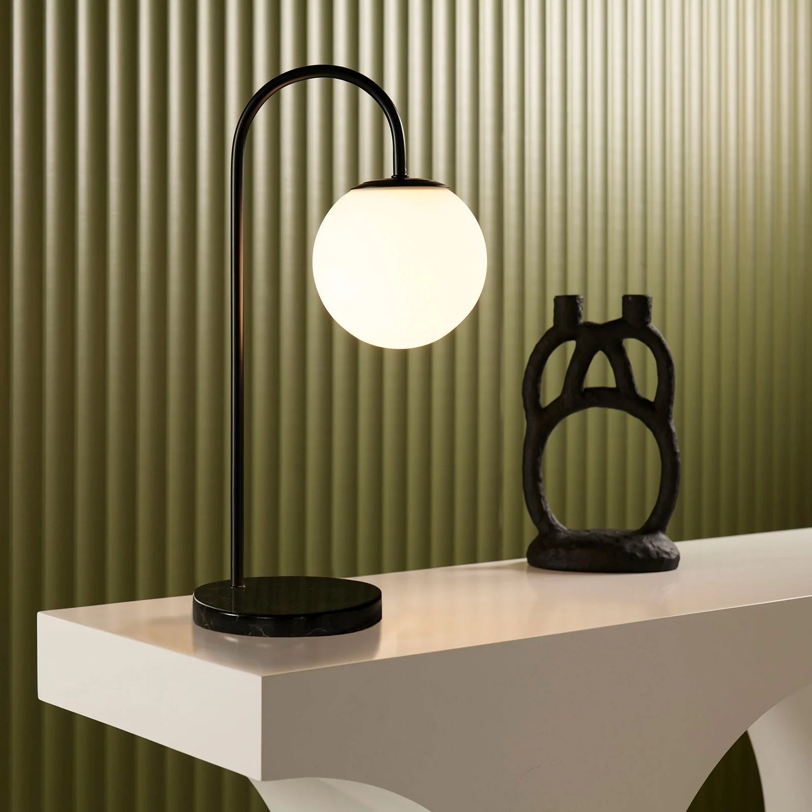 Mintu Desk Lamp Black