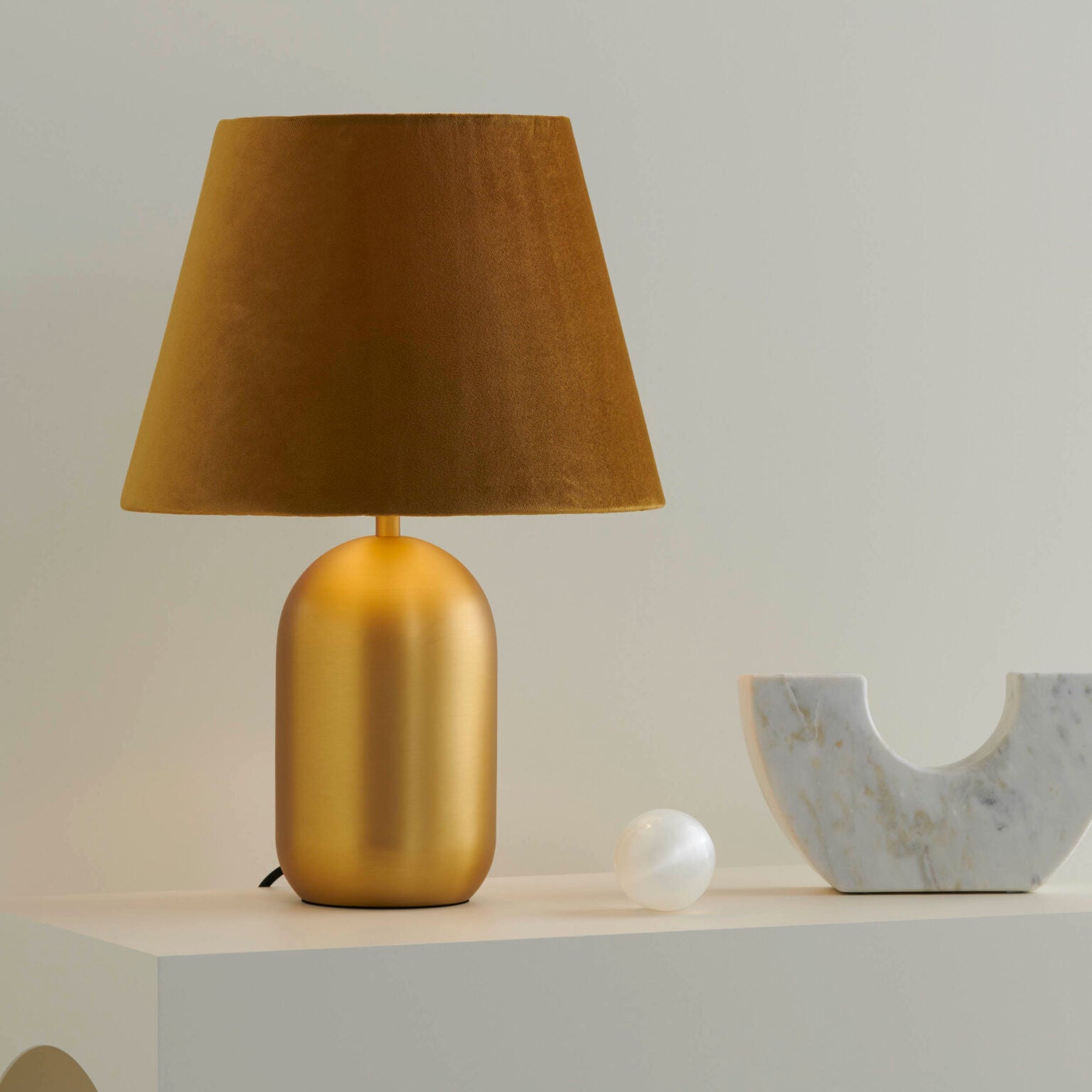 Misty Table Lamp Gold