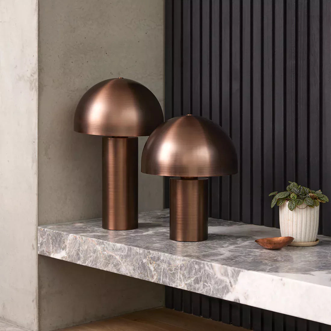 Ore Large Dome Table Lamp